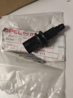 Senzor temperatură aer admisie Opel Astra Meriva Corsa Zafira benzina 1.4 1.6 GM 1238079
