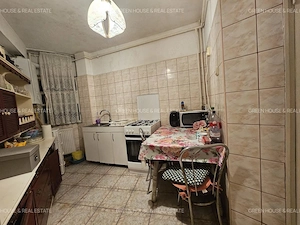 Apartament 4 camere, etaj 2 zona Ion Creanga - imagine 3