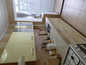 Inchiriez apartament 3 camere - imagine 2