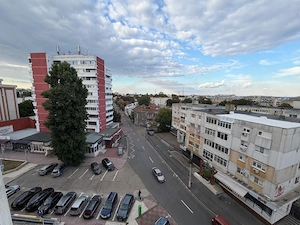 APARTAMENT 4 CAMERE | Piața Centrală | 700 €/lună - imagine 9