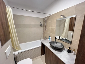 Apartament-2 camere-decomandat-mobilat-utilat-etaj 1-parcare-2 balcoane - imagine 10