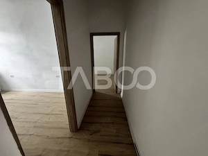Apartament renovat la casa cu 3 camere 60 mpu pivnita Piata Cluj Sibiu - imagine 9