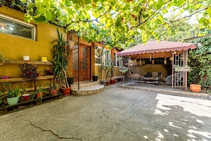 Casă în Vlaicu cu garaj și teren de 376 mp, Arad - imagine 2