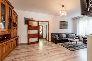 Casă în Vlaicu cu garaj și teren de 376 mp, Arad - imagine 5