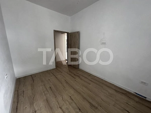 Apartament renovat la casa cu 3 camere 60 mpu pivnita Piata Cluj Sibiu - imagine 6