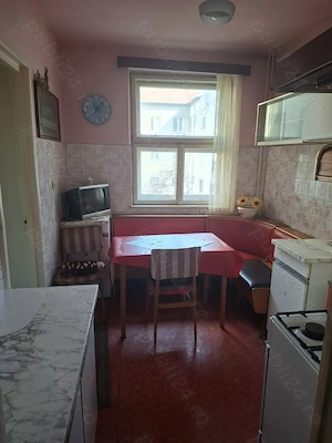 Persoană fizică 3 camere Rogerius 90000 euro negociabil - imagine 6