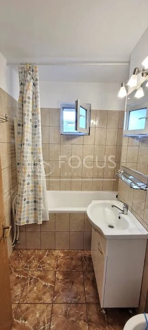 Apartament 3 camere decomandat | Piața Victoriei | Centrală proprie | 2 balcoane - imagine 4