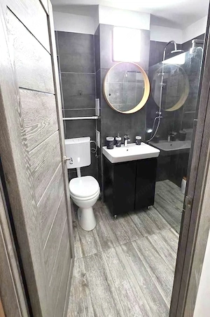  Închiriez Apartament cu 2 camere, Dristor - Mall Vitan, etaj 3 - imagine 8