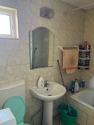 Casă de închiriat   proprietate cu curte și grădină, zonă liniștită - imagine 4