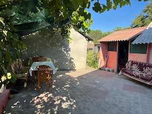 Casă de închiriat   proprietate cu curte și grădină, zonă liniștită - imagine 5