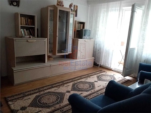 Zona cartier Pacurari Apartament 3 camere la etajul 2 - imagine 2