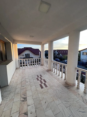 Vila de vanzare Voluntari sup. construita 1.345 mp + teren 3.000 mp - imagine 2