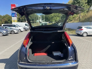 Ford Focus MK1 1.8 benzina, carlig, AC, ITP nou - imagine 10