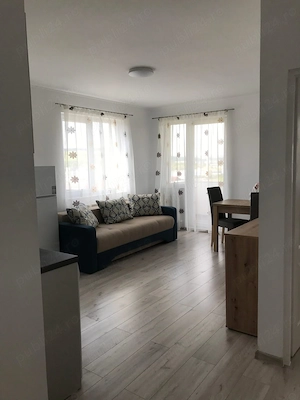 Apartament cu 3 cameri in Floresti - imagine 2