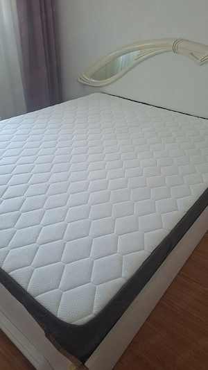 vind saltea pat nouă.