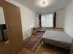 Apartament cu doua camere, Central- Piata 700 - imagine 3