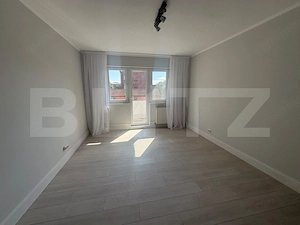 Apartament 3 camere, 50 mp, zona Hunedoara - imagine 2