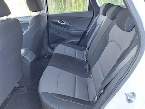 Hyundai i30 combi diesel - imagine 9