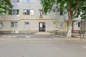 Apartament cu 2 camere de vânzare în Mangalia   Renovat, parter, Strada Sirenei