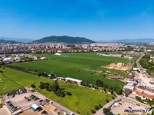Teren intravilan 10.000 mp, Brasov, ideal pentru hala, depozit, activitati industriale

 - imagine 3