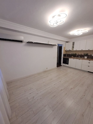 Închiriez apartament 3 camere - Zona Ozana - imagine 4