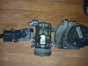 De vânzare:compresor AC,alternator,bobină,corp clapetă Renault Symbol 2011,1200cc benzină. - imagine 2