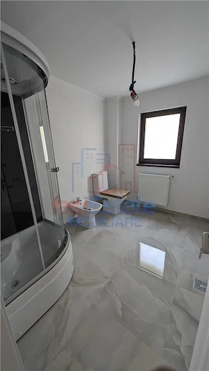 Casa Iasi - Bucium 5 camere lux - imagine 9