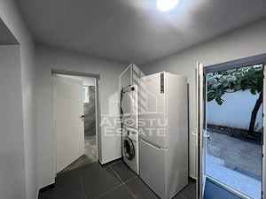 Inchiriez casa cu 2 apartamente ptr muncitori curte, zona Al. Ghirodei - imagine 5
