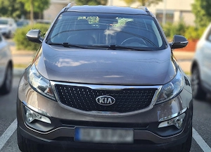 Vând Kia Sportage 2015 full option 184 cp 4*4 automat 167000km