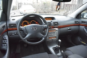 TOYOTA Avensis 2.0 Diesel Af.2004 - imagine 2