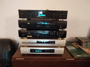 Vând egalizator Marantz EQ551