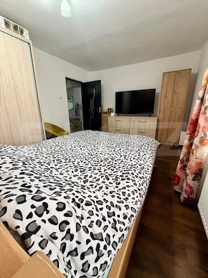 Apartament 3 camere, 70 mp, zona Sud - imagine 7
