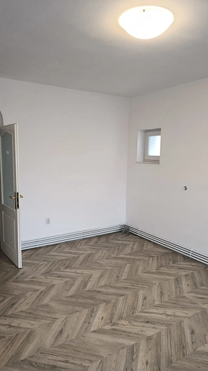Birou et.1, terasa ext, cartier Zorilor, str. Cometei, Cluj - imagine 2