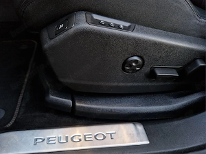 Peugeot 3008 1.6 THP 165 CP 2018 Automat,GT-line,Led,Piele,Navi,I-Cockpit 3D,Touch,Camera,Jante 18". - imagine 19