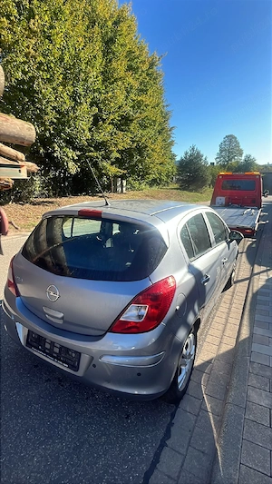 Opăl Corsa Fab 2010 Euro 5,recent adus în perfectă stare de funcționare, motor 1,3 benzină. - imagine 5