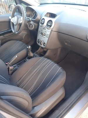 Opăl Corsa Fab 2010 Euro 5,recent adus în perfectă stare de funcționare, motor 1,3 benzină. - imagine 2