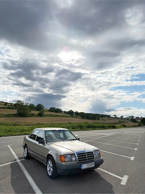 Mercedes Benz W124 - imagine 2