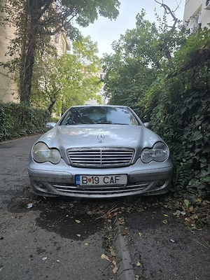 Mercedes Benz C220 CDI Avantgarde full - imagine 4
