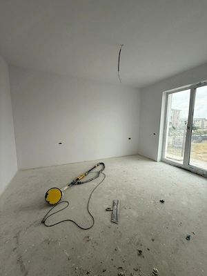  DUPLEX DE VÂNZARE   BRAYTIM, TIMIȘOARA  La doar 1 minut de limita dintre Braytim și Timișoara - imagine 6