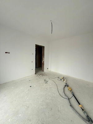  DUPLEX DE VÂNZARE   BRAYTIM, TIMIȘOARA  La doar 1 minut de limita dintre Braytim și Timișoara - imagine 3
