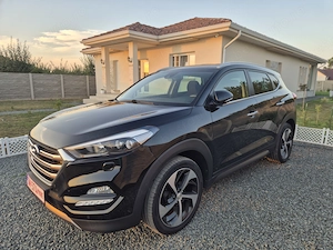 Hyundai Tucson - 4x4 - Automatic - imagine 3
