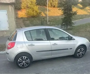 Renault Clio 3 Dynamique - imagine 4