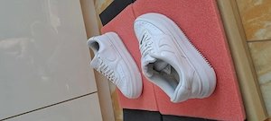 Adidasi unisex Nike 40.5-41