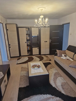 Închiriez apartament 2 camere  - imagine 4