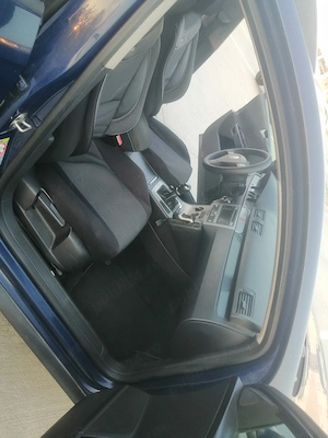 Proprietar vand vw pasat 2.0 tdi inmatriculat toate taxele la zi intretinuta - imagine 8