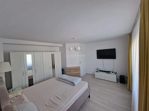 Apartament 2 camere de vanzare in micro 6 strada Basarabiei - imagine 6
