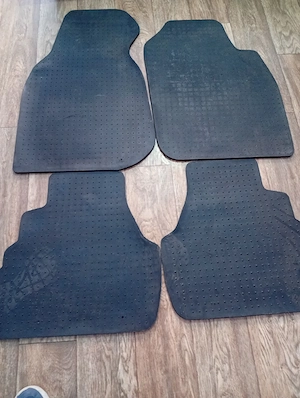 vind preșuri de cauciuc provenită Austria pt Audi A6 vind  - imagine 2