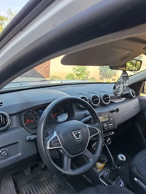 Vand Dacia Duster 2020 - imagine 4