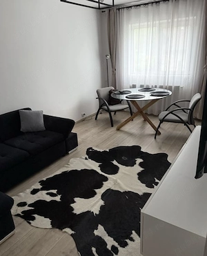 centru in BACAU ofer in chirie apartament decomandat cu 2 camere - imagine 9