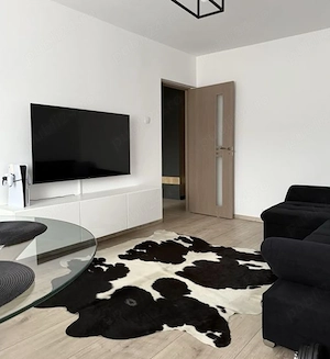 centru in BACAU ofer in chirie apartament decomandat cu 2 camere - imagine 4